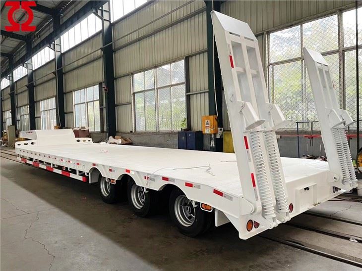 Semi dieplader aanhanger