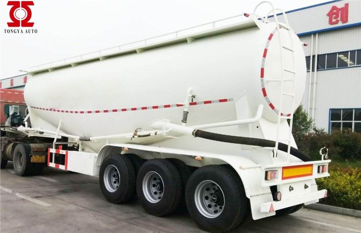 Tankwagen voor Cement