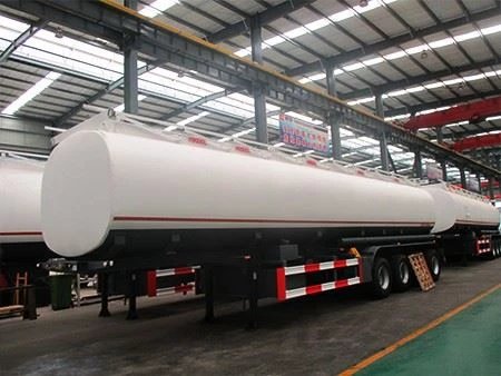 China Fabricage TONGYA 4-assige benzinetankers